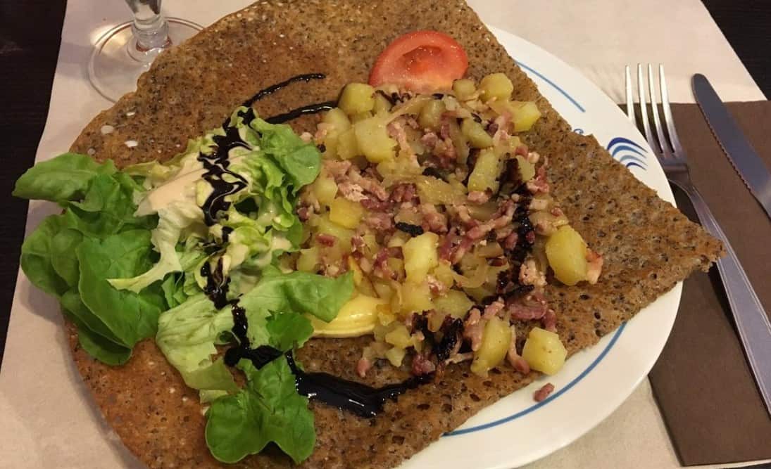 raclette tartiflette flammekuche nantes restaurants winter cheese potato love Alsace flam's creperie fleur de sal